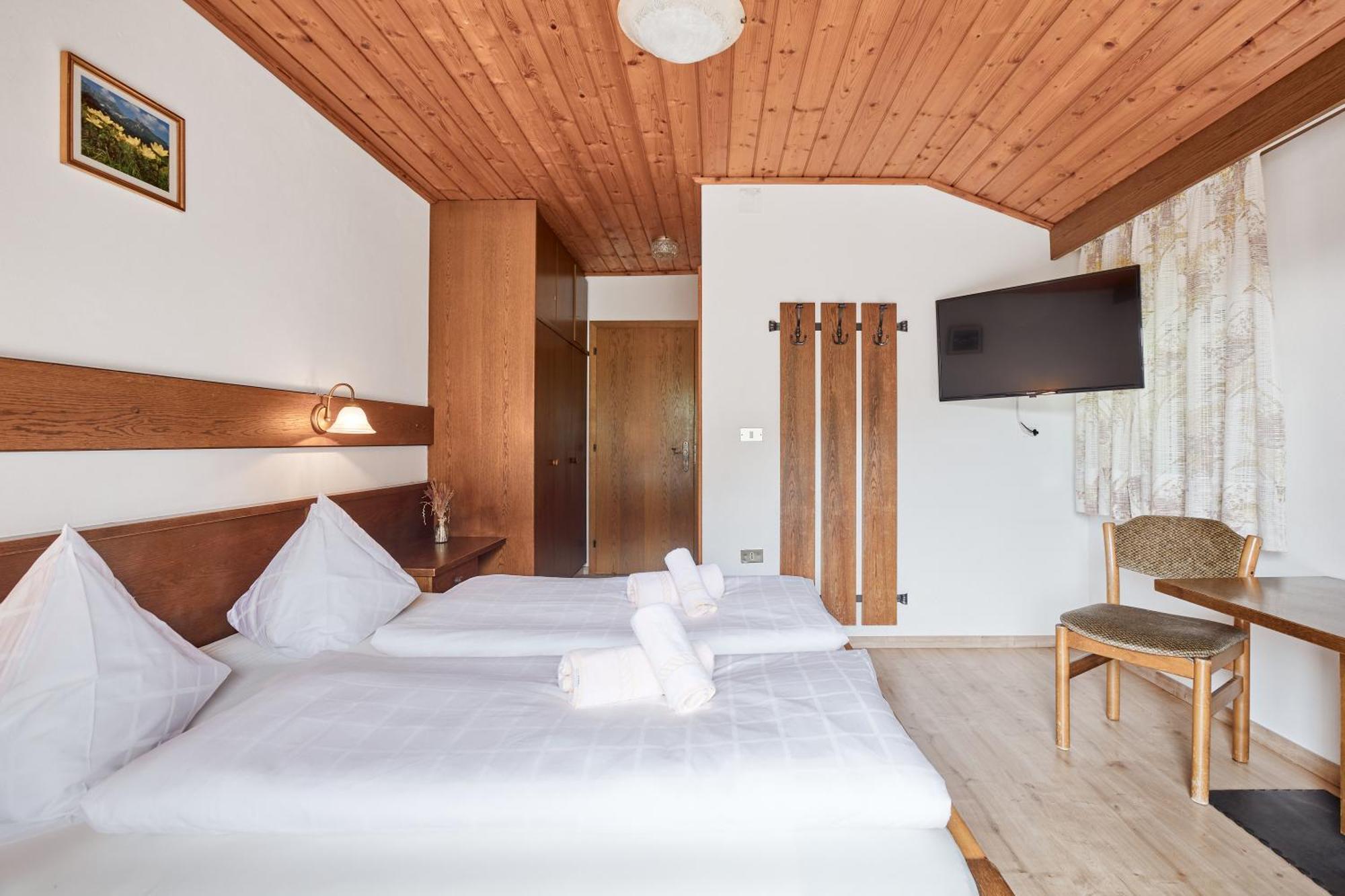 Ferienpension Zummuellerhof Natz-Schabs ภายนอก รูปภาพ