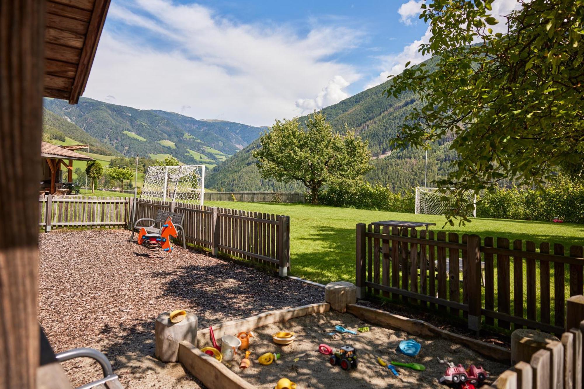 Ferienpension Zummuellerhof Natz-Schabs ภายนอก รูปภาพ